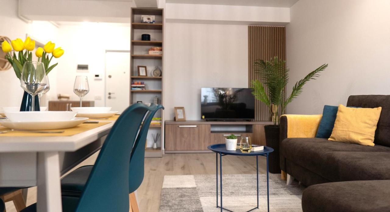 'Just Like Home' Apartment - With Private Parking Place Galac Kültér fotó