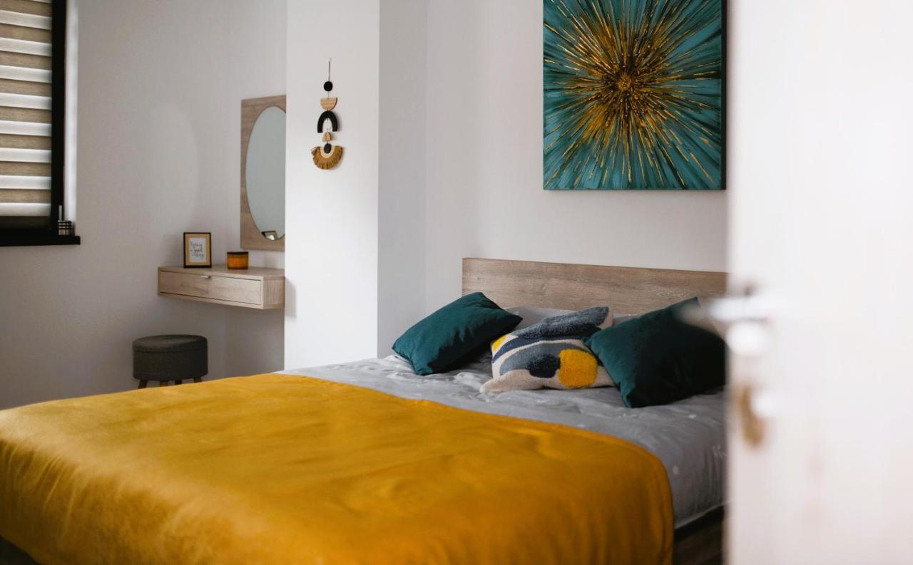 'Just Like Home' Apartment - With Private Parking Place Galac Kültér fotó