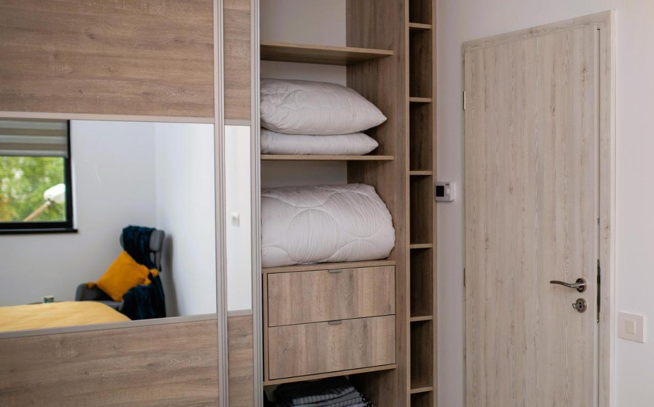 'Just Like Home' Apartment - With Private Parking Place Galac Kültér fotó