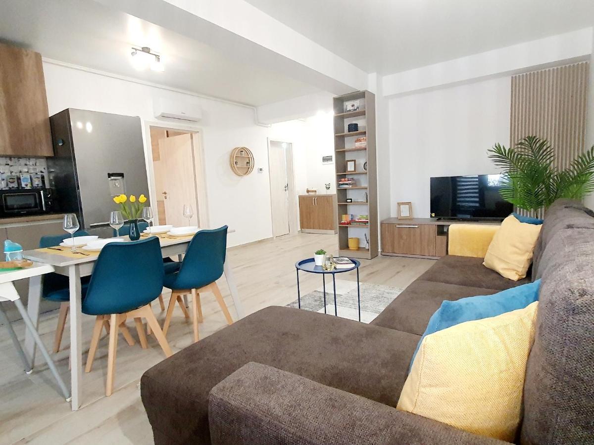 'Just Like Home' Apartment - With Private Parking Place Galac Kültér fotó