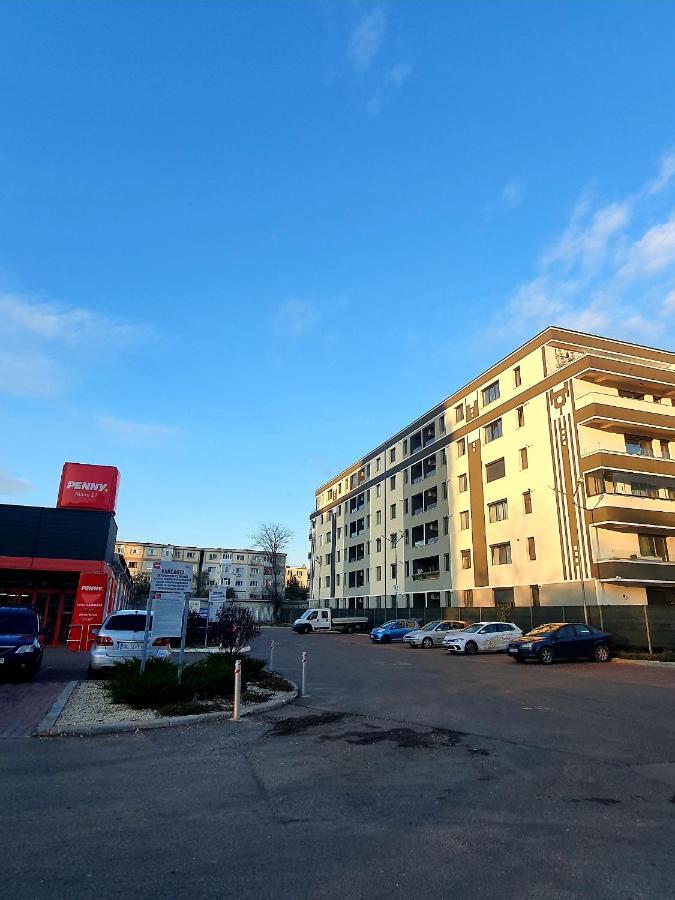 'Just Like Home' Apartment - With Private Parking Place Galac Kültér fotó